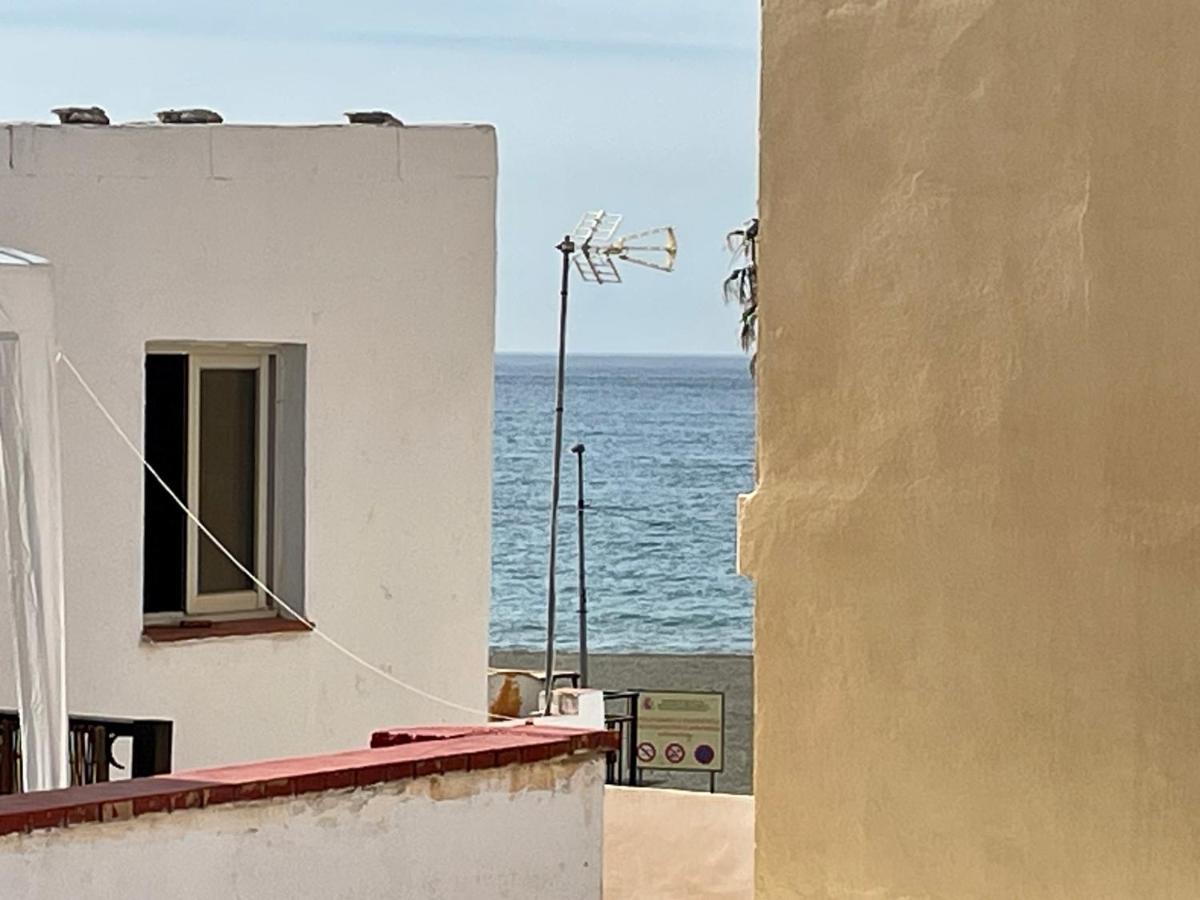 Moderno piso a pie de playa 3 dormitorios Rincon de la Victoria Malaga Exterior foto